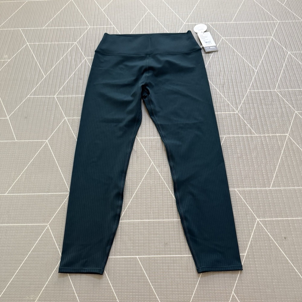 NEW Vuori Inversion Rib Legging Size Large Moss Green $108